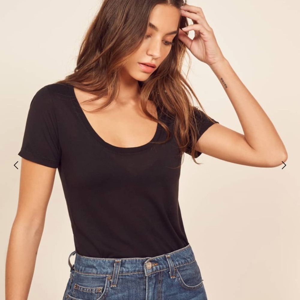 NWT Reformation slim scoop tee brown